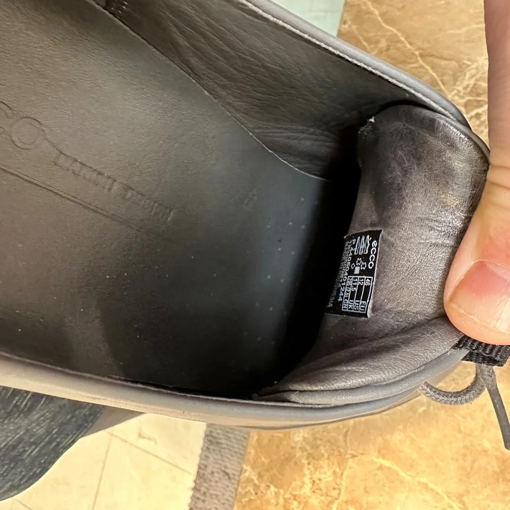 Ecco - Picture 2 of 3